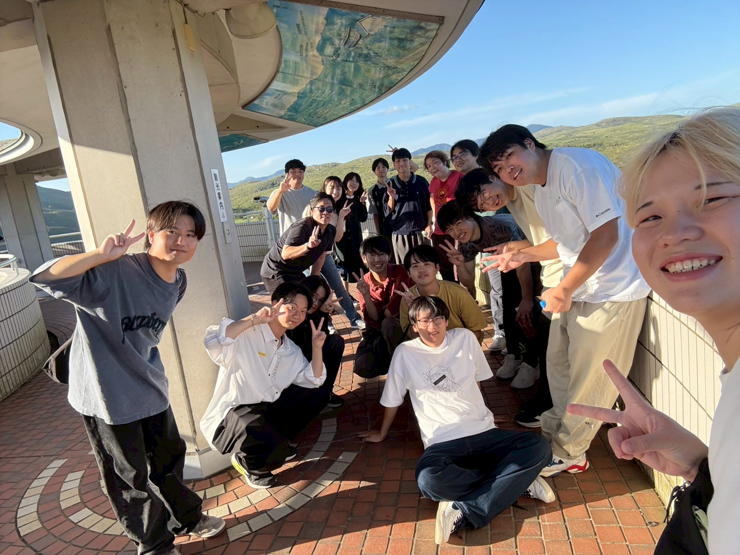 研究室旅行_秋吉台_集合写真