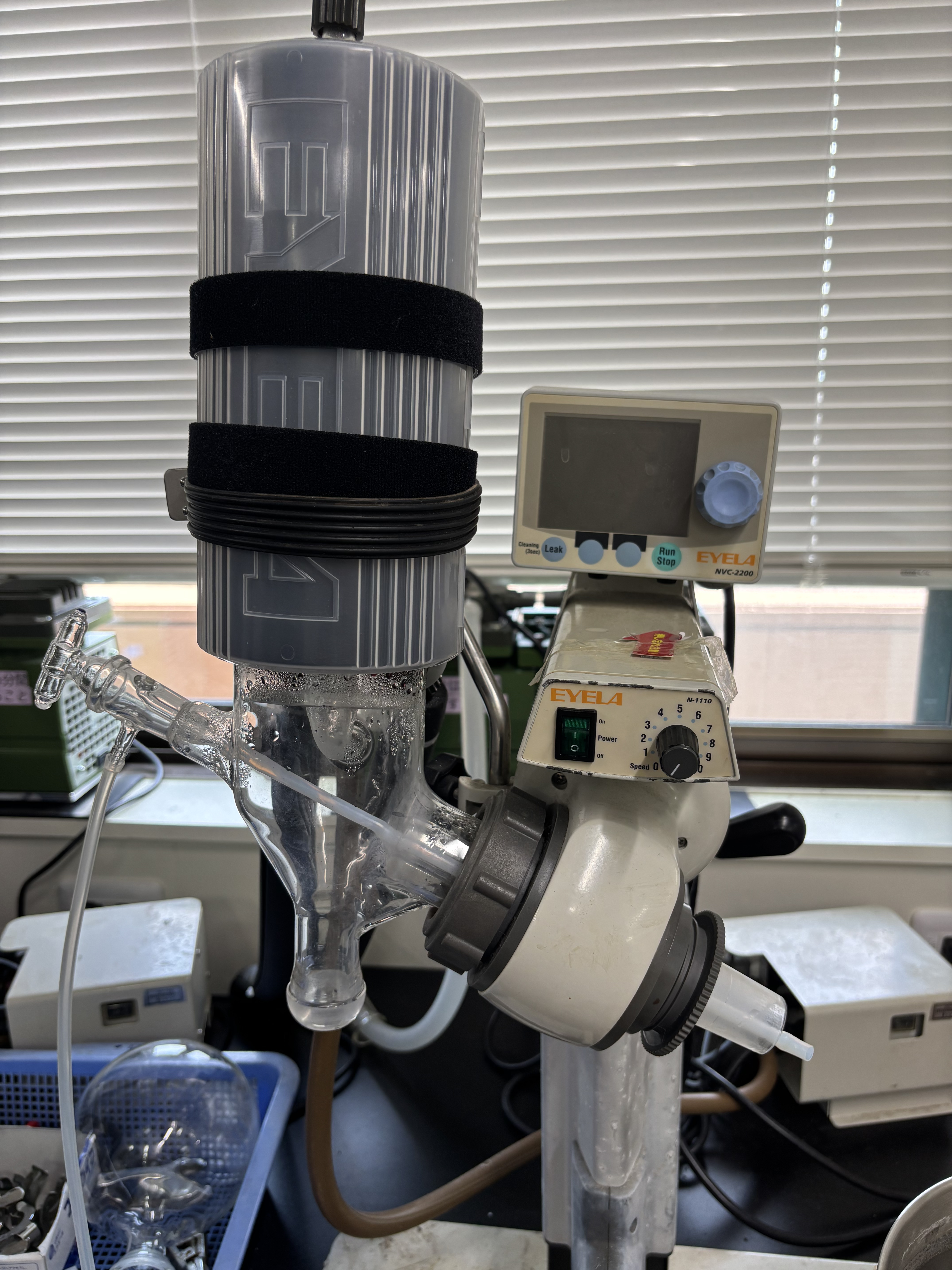 ロータリーエバポレーター